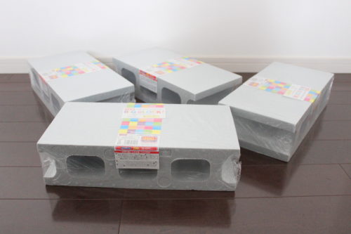 100均の商品で作れちゃう！小型犬におすすめ「あご乗せ付きソファ」をDIY